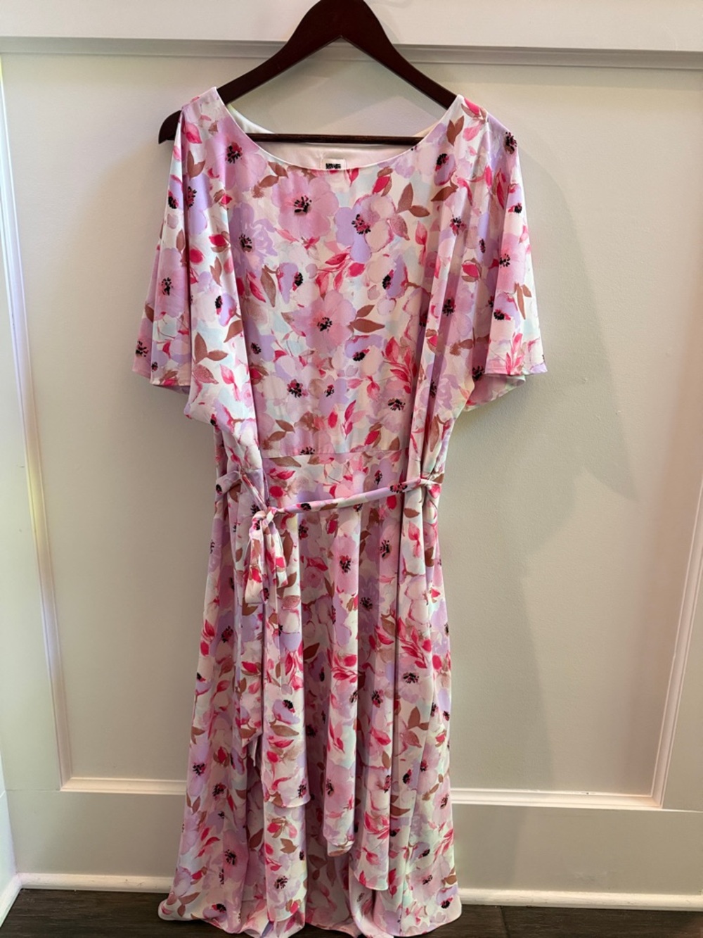 Anne Klein Light Pink Floral Midi Dress with Waist Tie